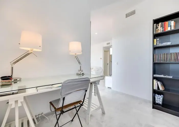 Valle Terrace With Golf And Mediterranean View شقة إِستيبونا