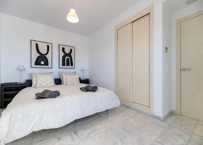 Valle Terrace With Golf And Mediterranean View شقة