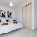 Valle Terrace With Golf And Mediterranean View 아파트