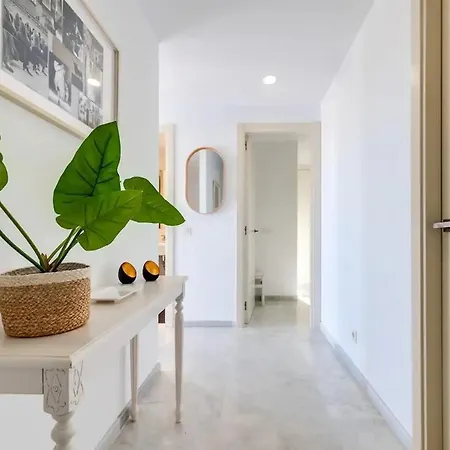 Valle Terrace With Golf And Mediterranean View Apartamento *