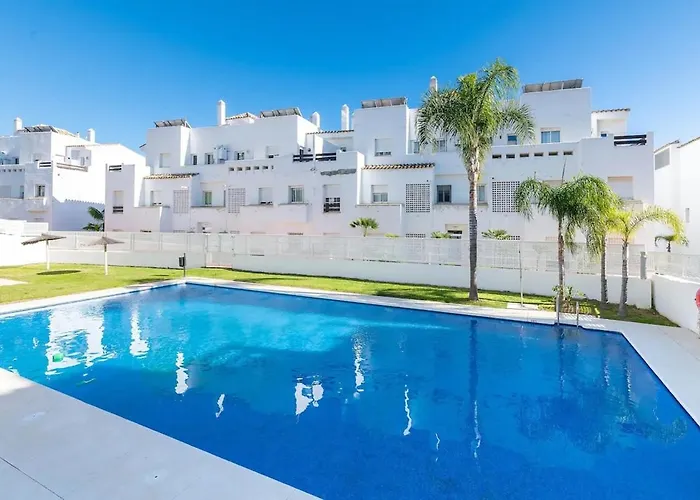 Apartment Valle Terrace With Golf And Mediterranean View Estepona