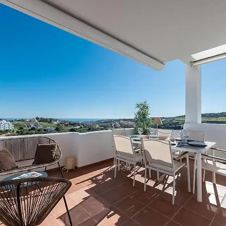 Valle Terrace With Golf And Mediterranean View דירה אסטפונה